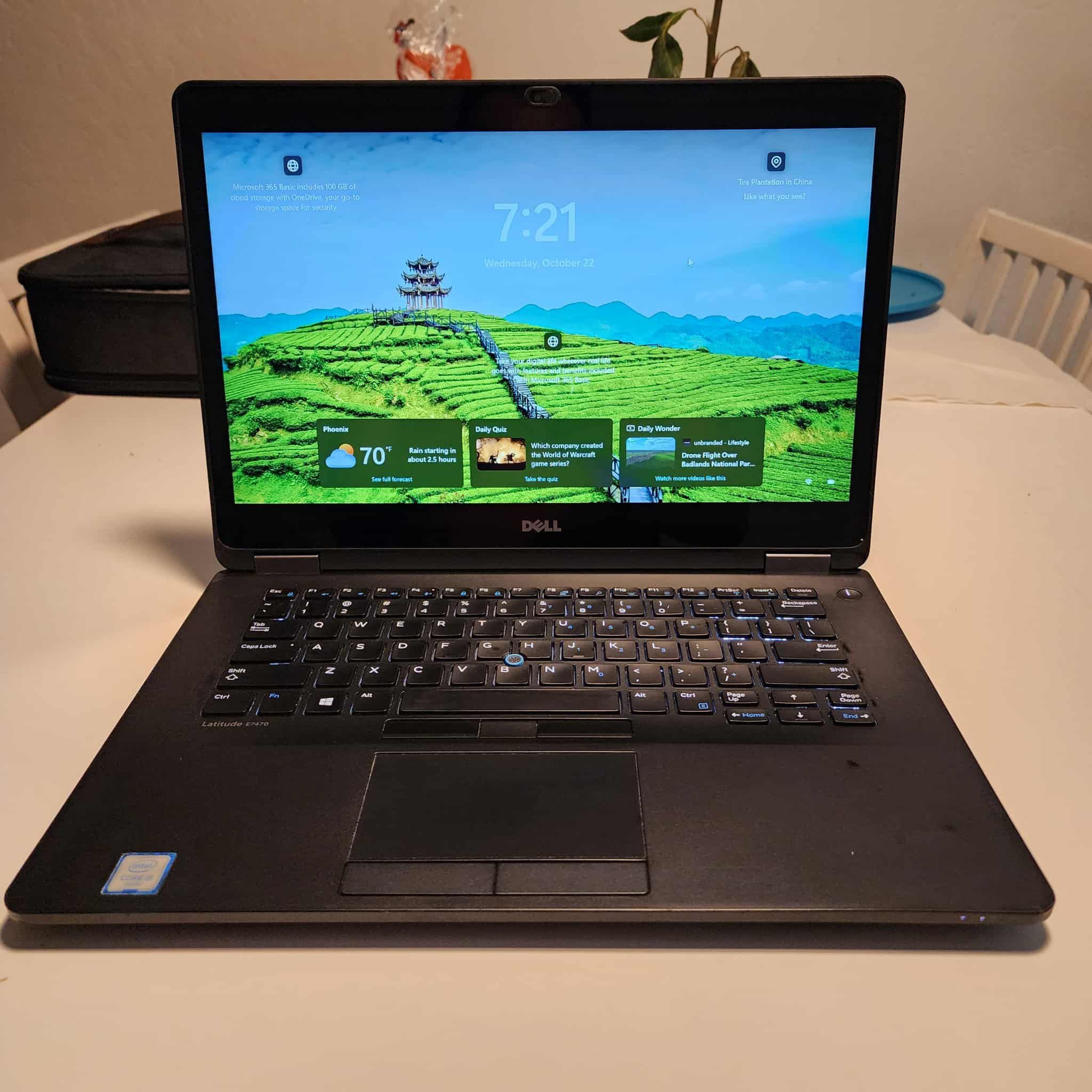 Dell Latitude 7490 touchscreen 14" Laptop Core i5-6300 CPU 8GB RAM 120GB SSD Windows 11 pro. Microsoft office installed. ** NO TRADES **