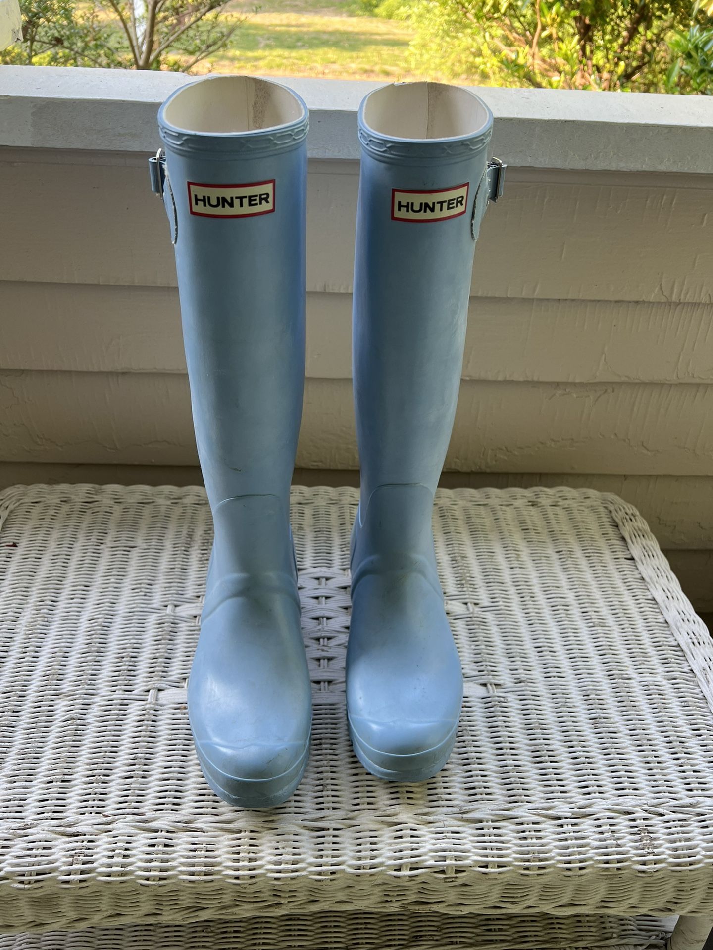 Used Hunter Women's Rain Boots Powder Blue Size 9