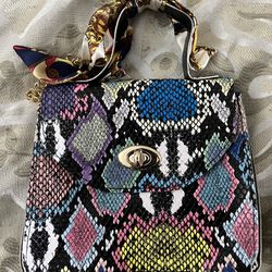 Snakeskin Pattern Handbag