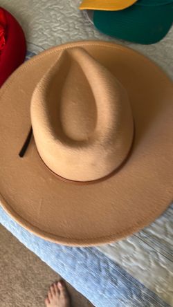 Beige, maroon, off white cream hat