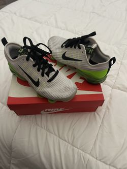 NIKE 8Y