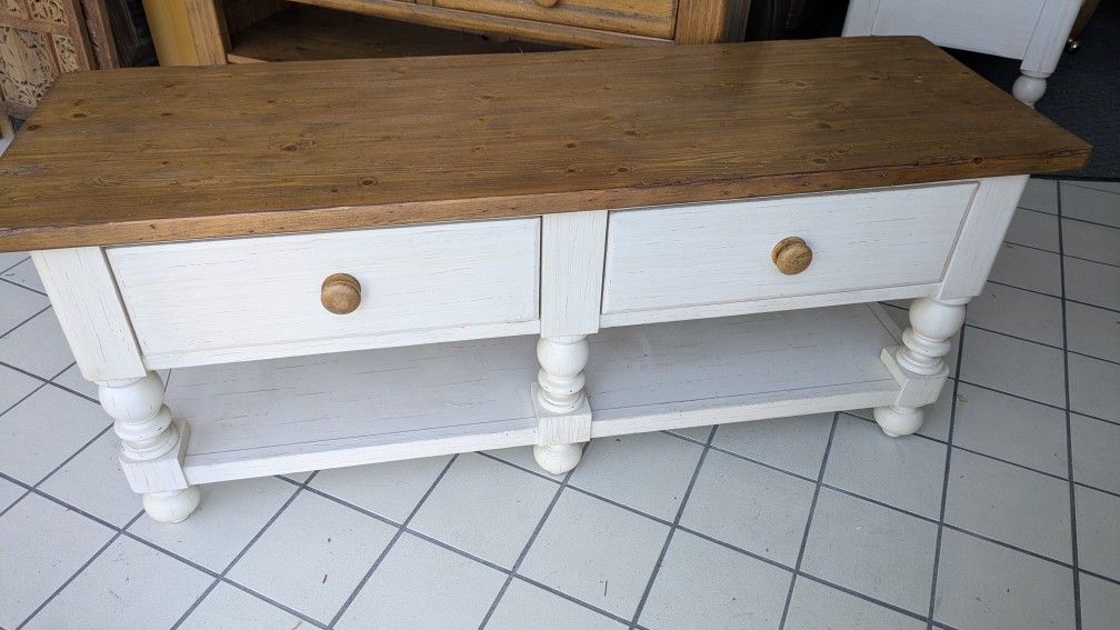 TV Console And Cocktail Table