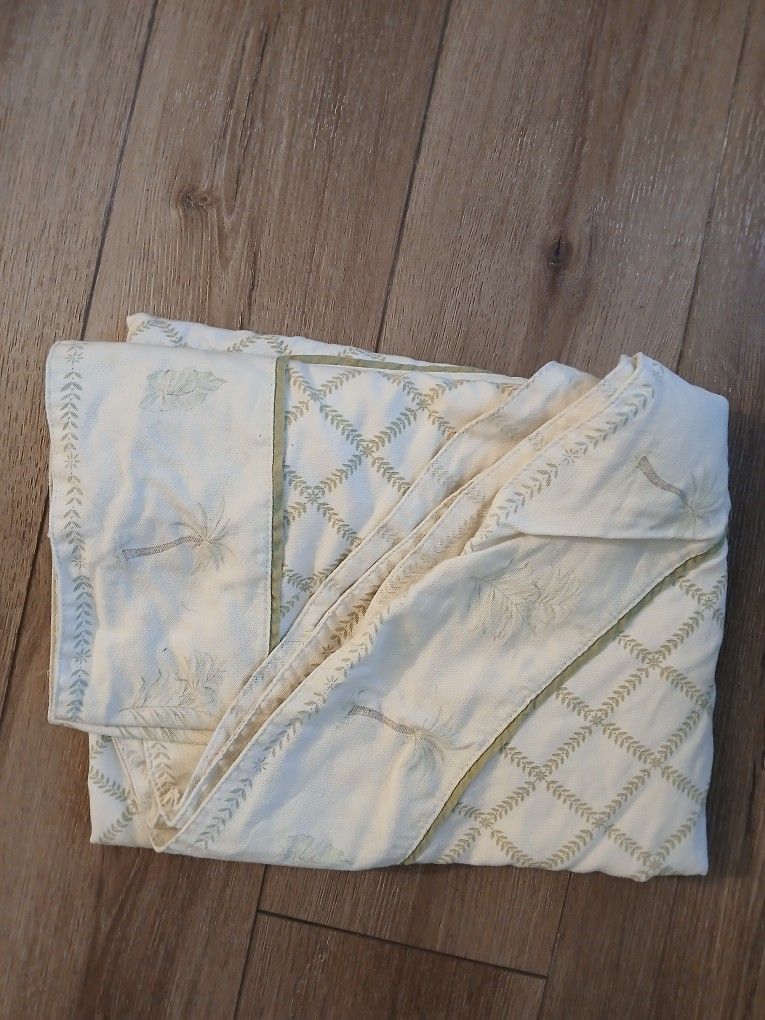 Island Themed Table Clothes