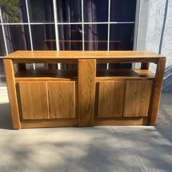 Furniture / Wood Tv Stand