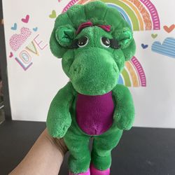 BABY BOP !! BARNEY’s FRIEND!  SHE IS 14 Inches!! GREEN AND PURPLE