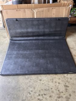 Extang Trifecta E-Series Tonneau 19–25 Ram 1500 5'7" #2