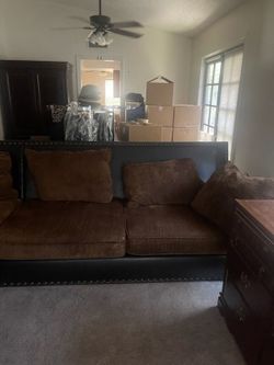 $2000+ couch for only $300