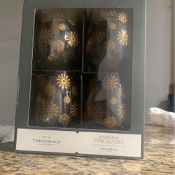 New Christmas Stemless Wine Glasses