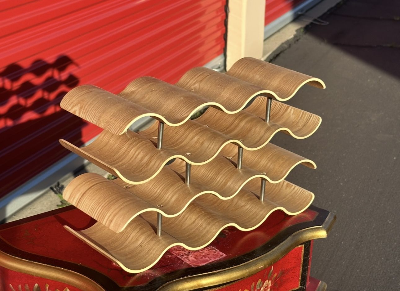 Bottle Holder - Mid Century Modern