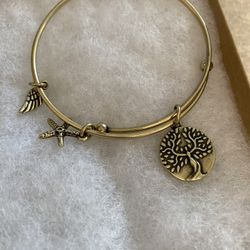 Earth Angel Gold Tone Expandable Charm Bracelet