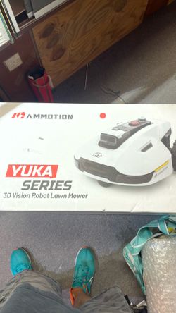 MAMMOTION YUKA SERIES 3000 mower