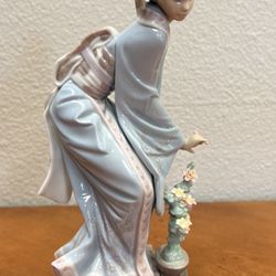 Llardo- RARE Vintage Retired Mayumi!