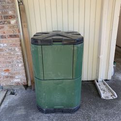Aerobin 400 Composter