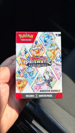 Pokémon Scarlet & Violet Prismatic Evolutions Booster Bundle