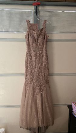 Beautiful gown Size 6