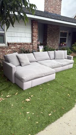 Living Spaces - Goose Down Grey - 2 Piece Sectional With Left Arm Facing Oversized Chaise - FREE! - GRATIS! 139"W x 64"D x 34"H