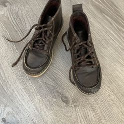 Shoes For Boys Size:1 Price :5