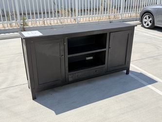 Console Table / Buffet - 2 Door + Center Shelves