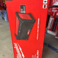 Milwaukee M18 Bluetooth Jobsite Radio.  Tool-Only 

