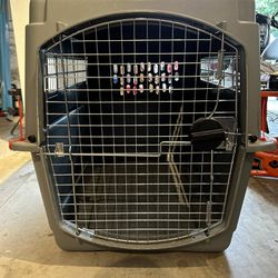 Large Animal Travel Kennel - FAA Approved - Priced To Sell