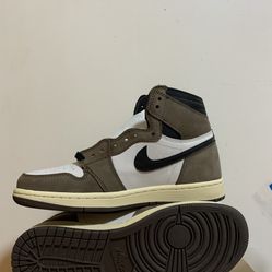 Air Jordan 1 High Travis Scott “Mocha”