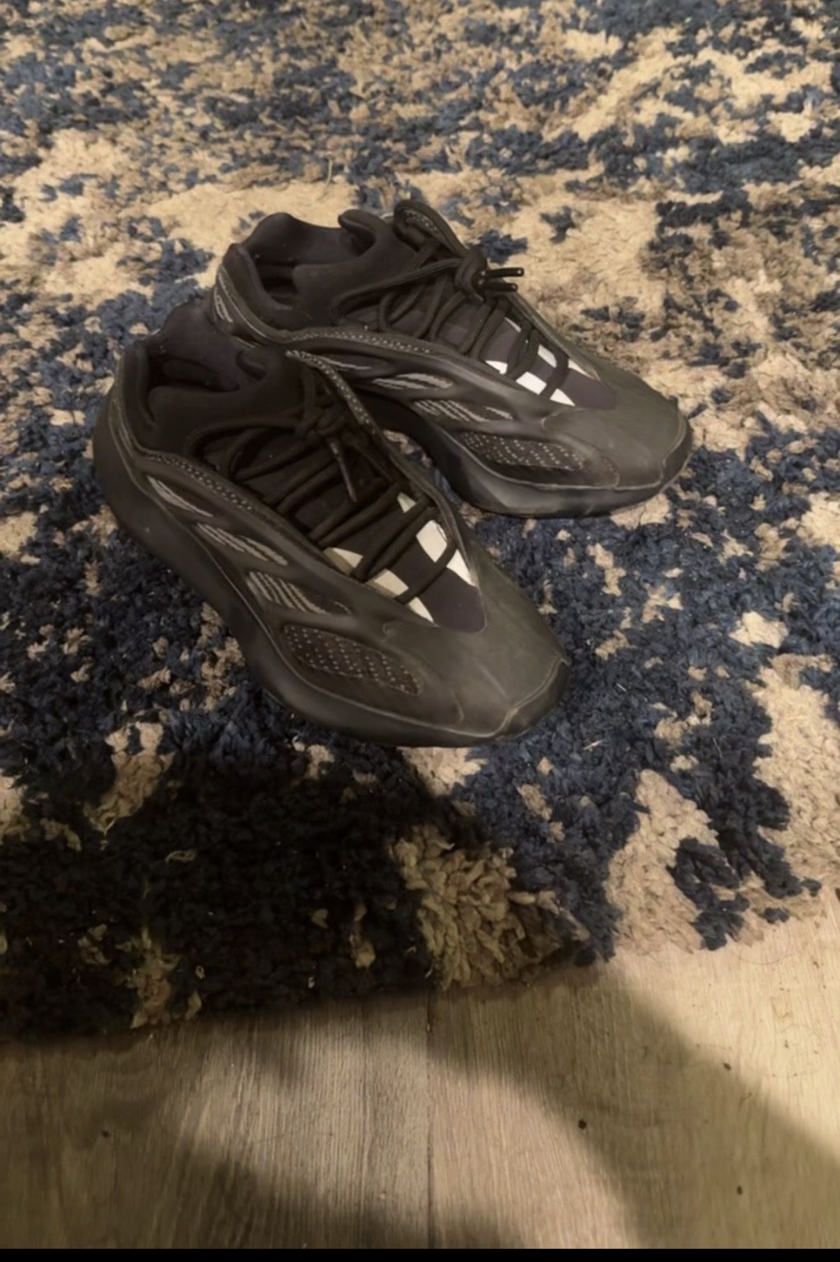 Yeezy 700 Black