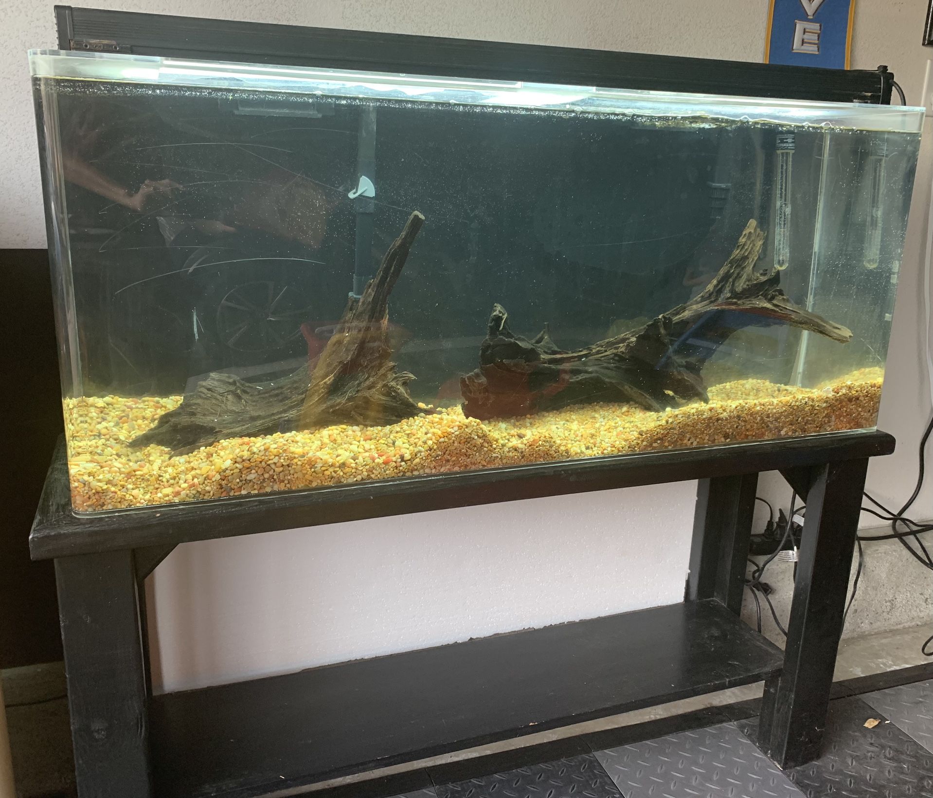 55 Gallon Acrylic Fish Tank / Aquarium