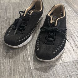 Nike Sneakers Black Size 6.5 