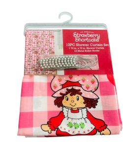 Strawberry Shortcake 13 pcs Shower Curtain Set