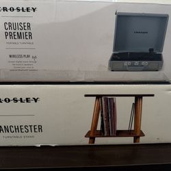  Crosley Record Player & Turntable Stand 