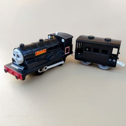 2007 Donald/Douglas Trackmaster - Thomas & Friends Motorized Toy Trains • Trains Toys & Hobbies, Thomas And Friends Original Toys, Battery Operated  