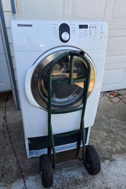 Samsung Dryer w/pedestal