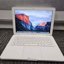 Apple Macbook 13" Unibody White Laptop 