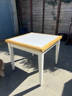 Vintage Extendable Kitchen Table With Leaf