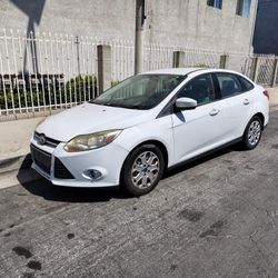 2012 FORD FOCUS 