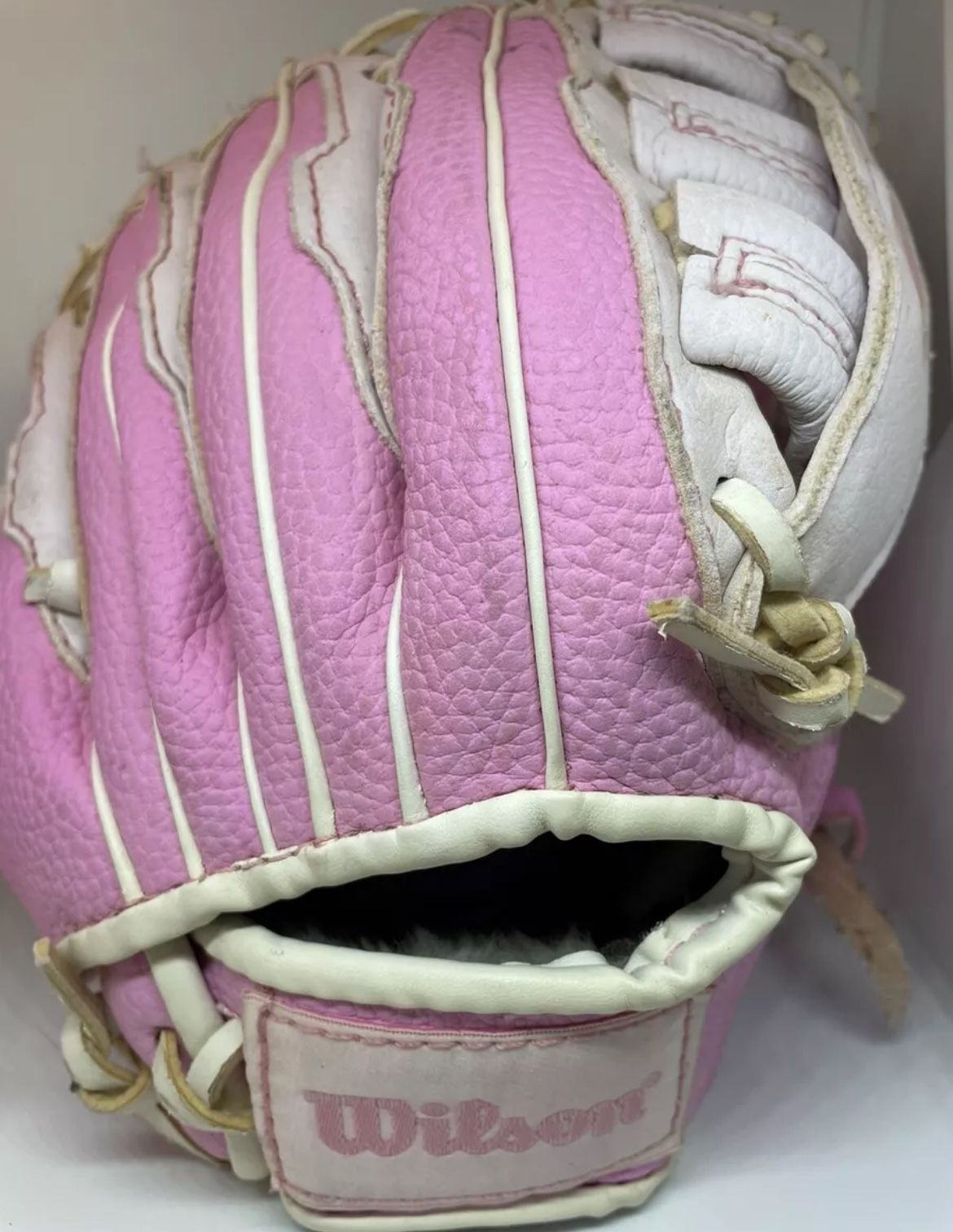 WILSON pink 10”A2446 youth T-BALL GLOVE baseball mitt Left hand throw