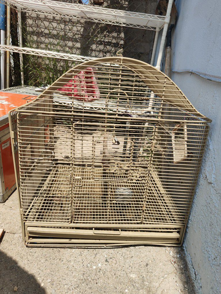 Bird Cage With Wheels - Jaula Para Pajaros Con Llantas 