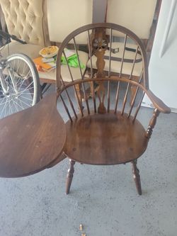 Windsor Arm Chair with Side Writing Tablet