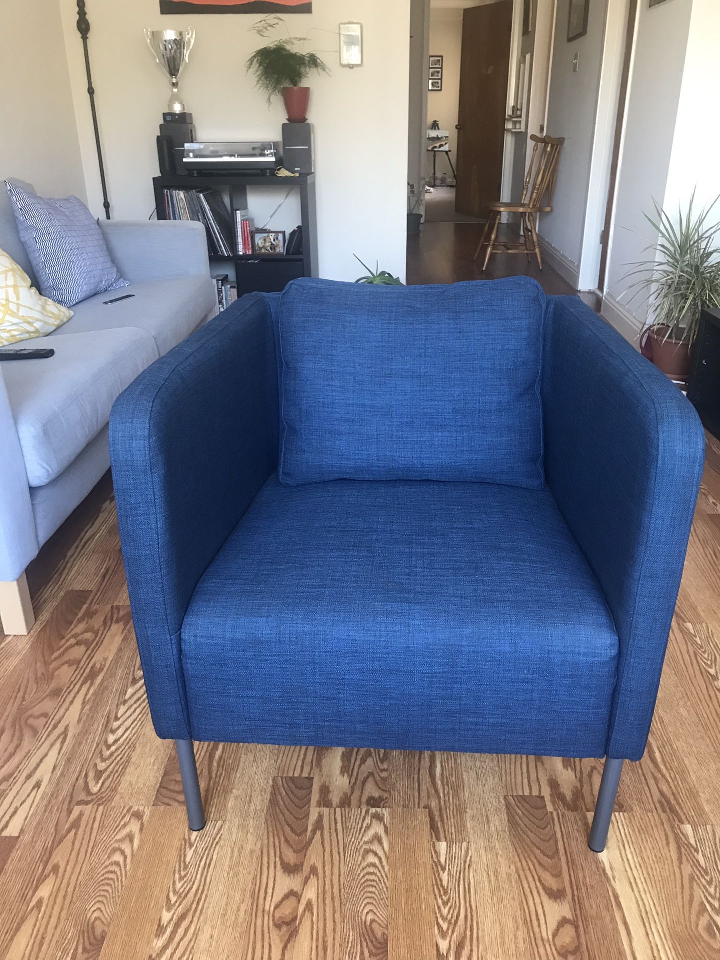 Chair - GREAT PRICE - IKEA - Ekero armchair, dark blue