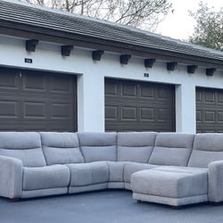 Couch/Sofa Sectional - Recliner - Fabric - Gray - Delivery Available 🚛