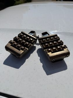 Harley-Davidson dominion passenger pegs - Bronze