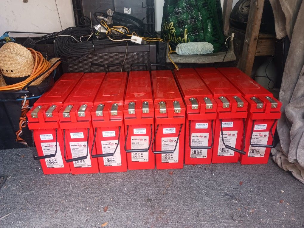 USED SOLAR PANEL BATTERIES. EACH BATTERY $ WATT POWER SAFE SBS190F.
USED BATTERIES 2500 watts 12Voltx190amp The SBS 190 F Battery is a thi
