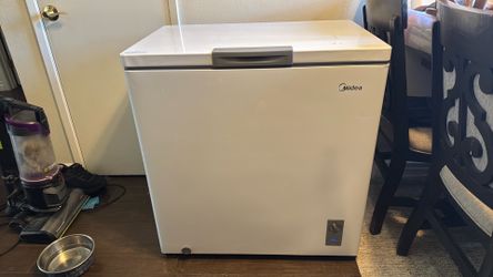 7 cu. ft. Chest freezer