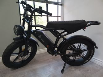 $750 moped styled ebike model for sale 