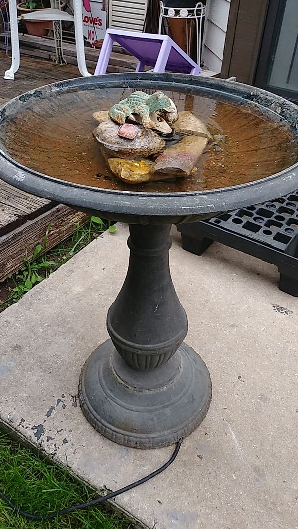 Bird baths with pump for Sale in San Antonio, TX - OfferUp