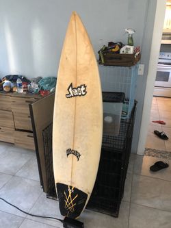 5’4 lost brand surfboard