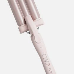FoxyBae Baby Blush Wavy Baby Triple Waver – $55 (Pick Up Only)