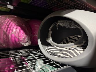 Outdoor/indoor Cat beds $20/40