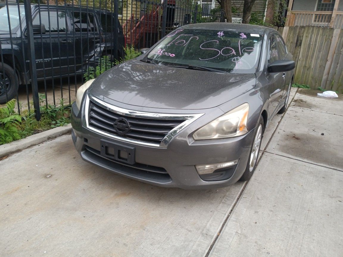 2015 Nissan