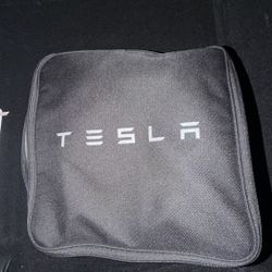 Tesla Mobile Charger 